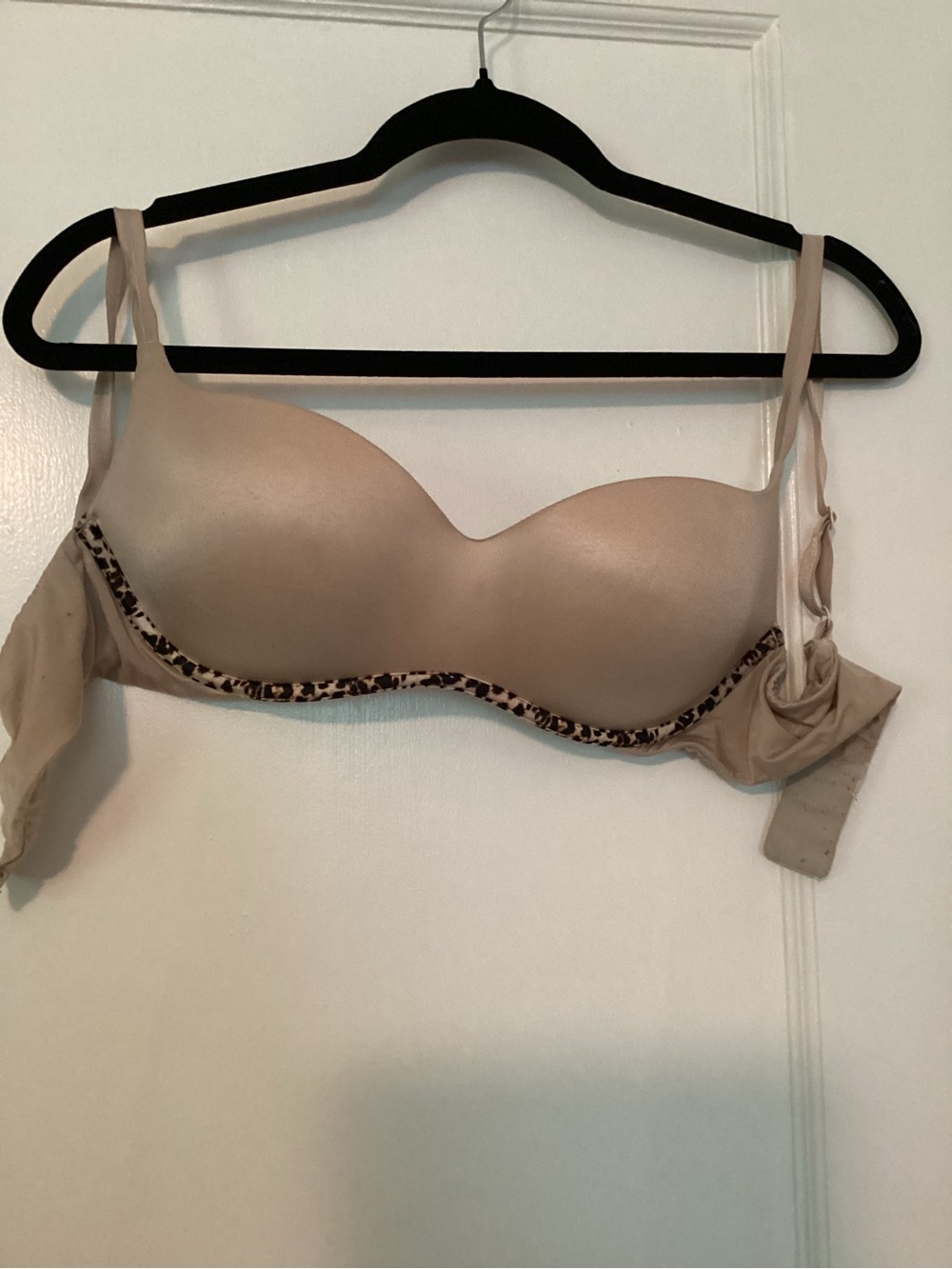 Victoria's Secret Beige Push-Up Bra with Leopard Trim